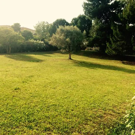 Les Jardins De Nazareth 公寓